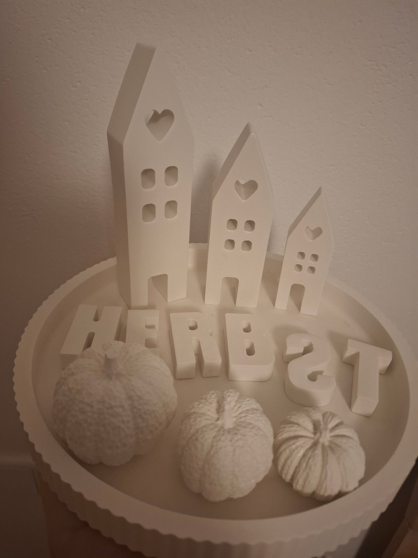 Herbst Dekoration in weiß